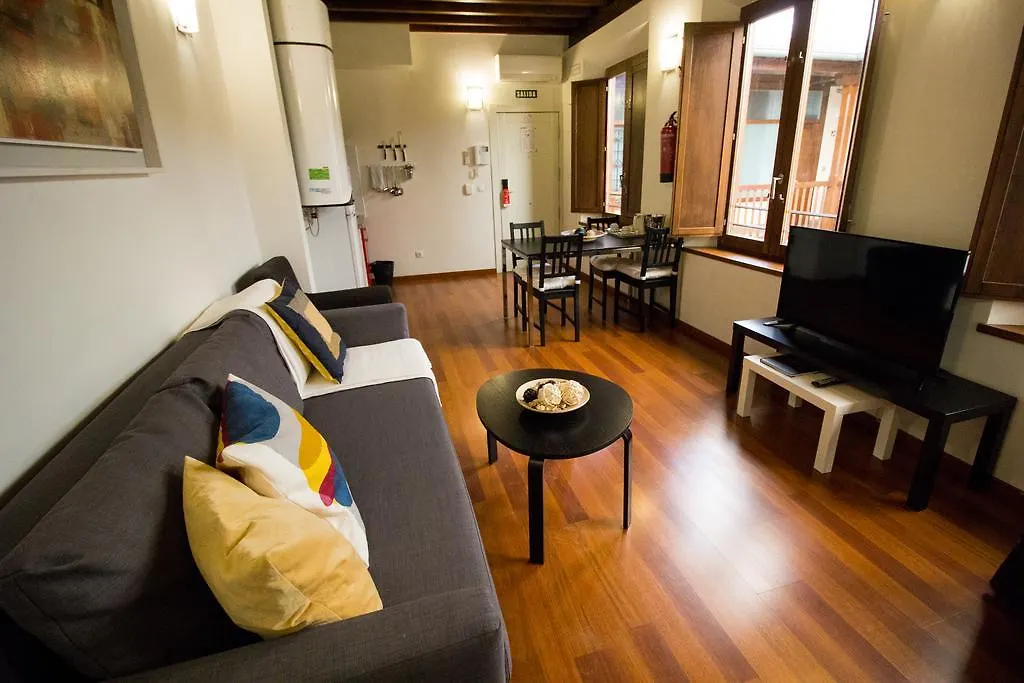 Apartamento En El Corazon De Granada location